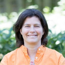 Laura Atmadarshan Santoro